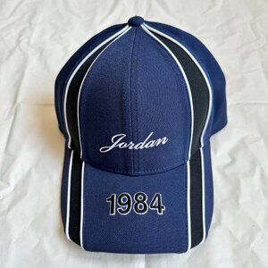 Jordan 1984 Nike Mens Club Cap Athletic Sport Streetwear Hat S/M Navy Blue Logo